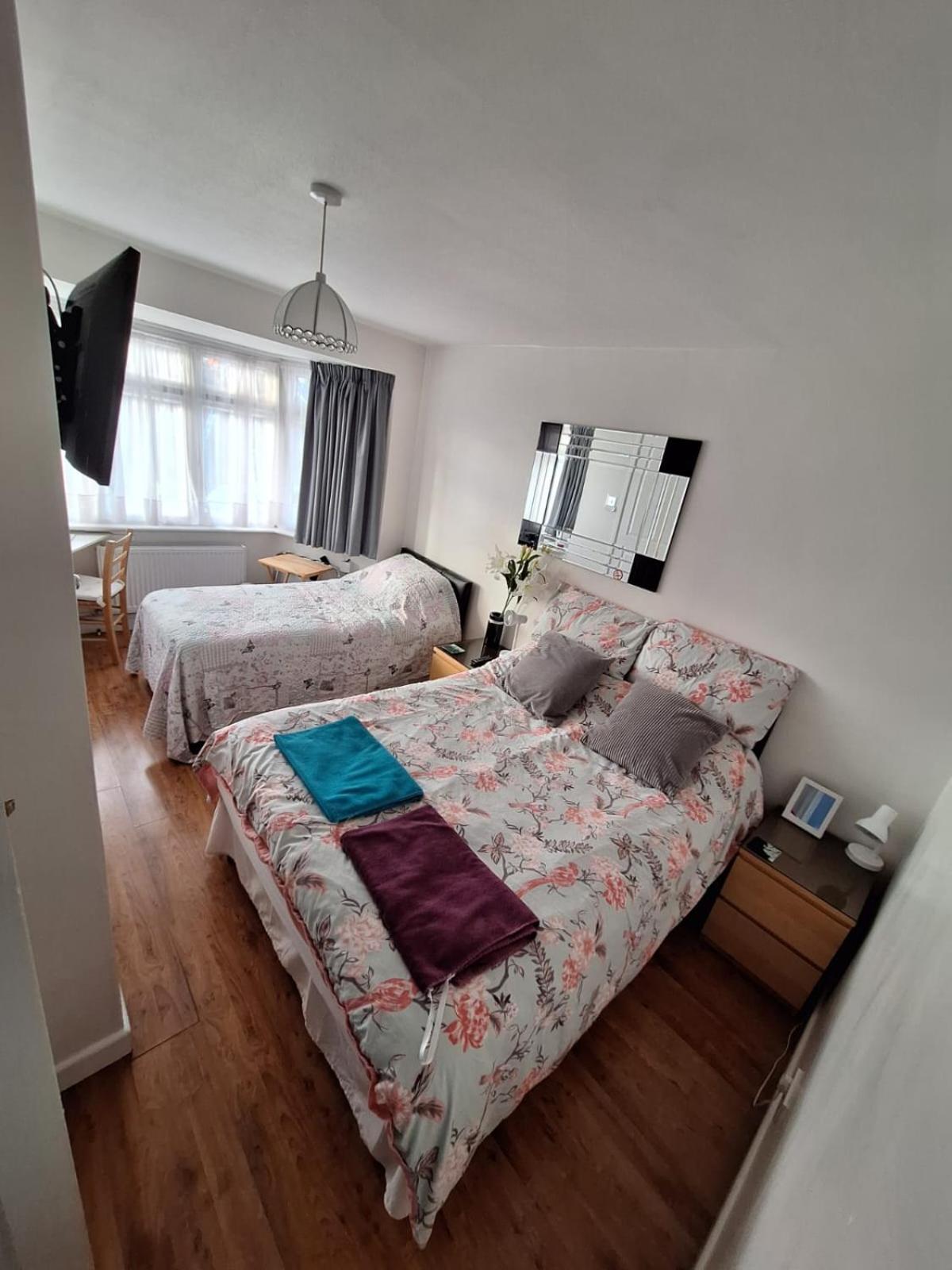 Harrow B & B Eksteriør bilde