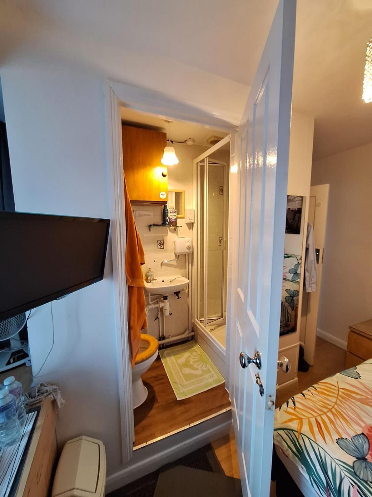Harrow B & B Eksteriør bilde